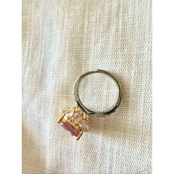 Gorgeous super light pink sparkly cubic zirconia elongated cushion cut adjustabl - Picture 11 of 12